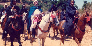 Visuel les voisines d’Abou